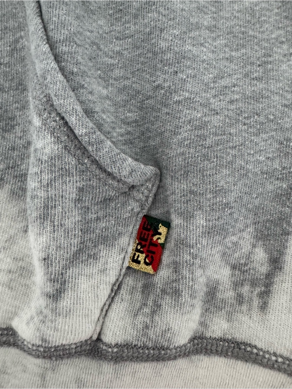 freecity Bleachout Pullover Hoodie, size 5 (XL). Excellent condition, so soft! - Picture 3 of 13